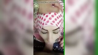 سكس طالبة محجبة ترضع زب عشيقها